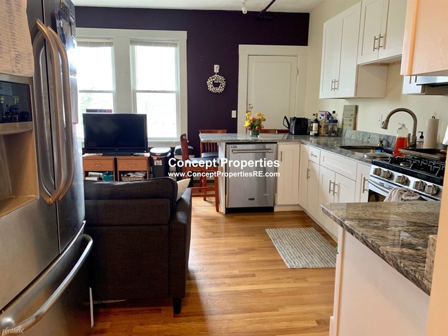 Building Photo - 5 br, 2 bath  - 231 Norfolk St Apt 5B