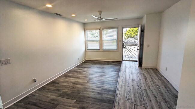 Foto del edificio - 4163 Marian St