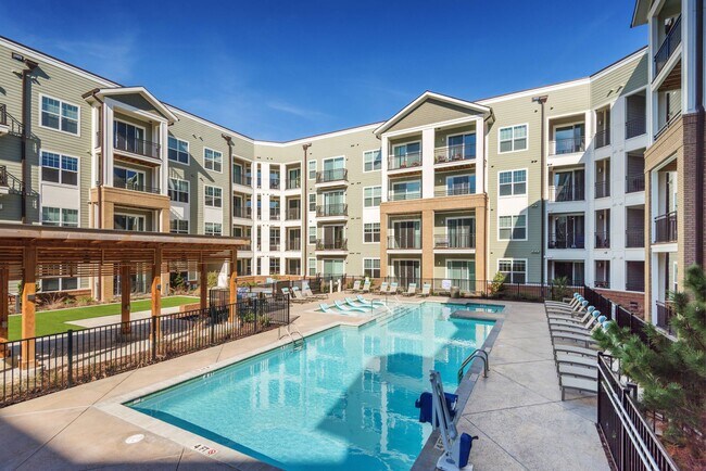 Building Photo - The Cardinal Apartments