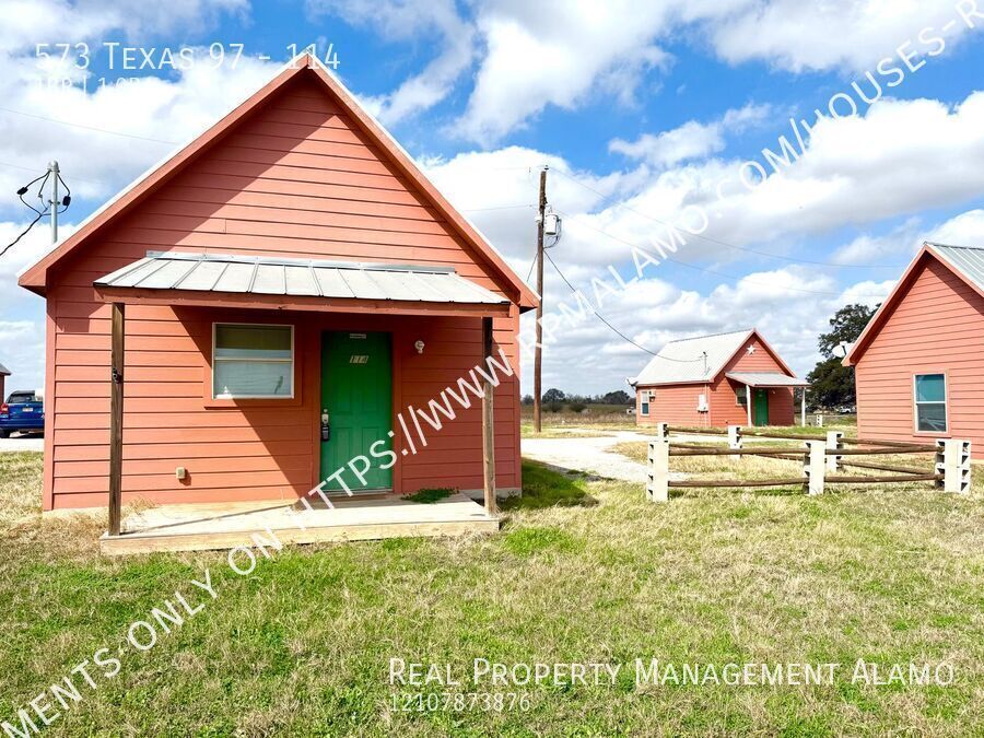 Primary Photo - AVAILABLE NOW! 1 Bedroom / 1 Bath Lodge w/...