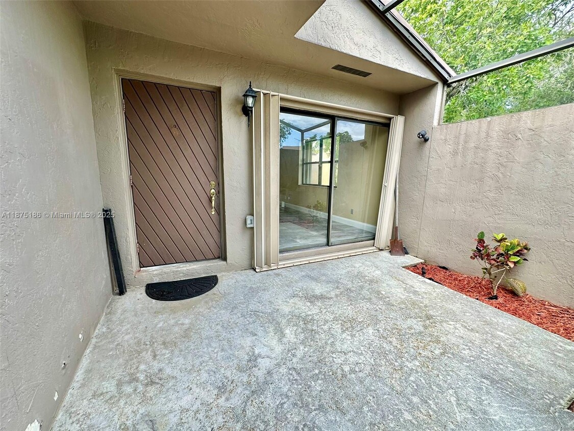Primary Photo - 12307 NW 13th Ct