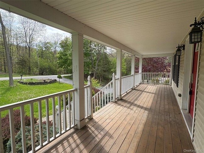 Building Photo - 1253 NY-208