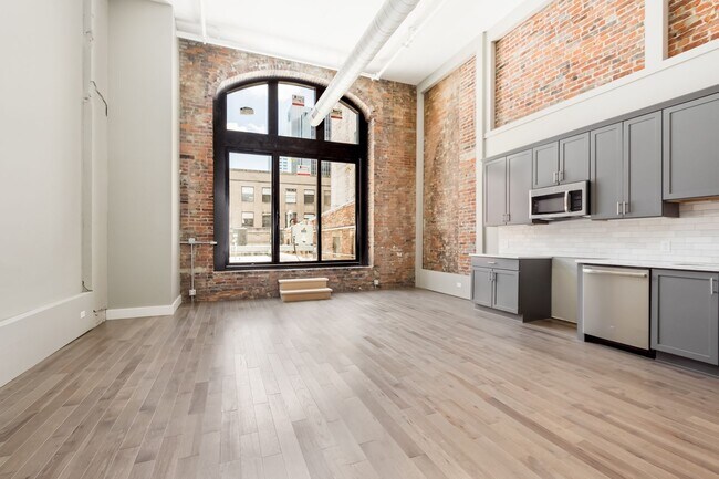 Foto del edificio - 44 N. High St.