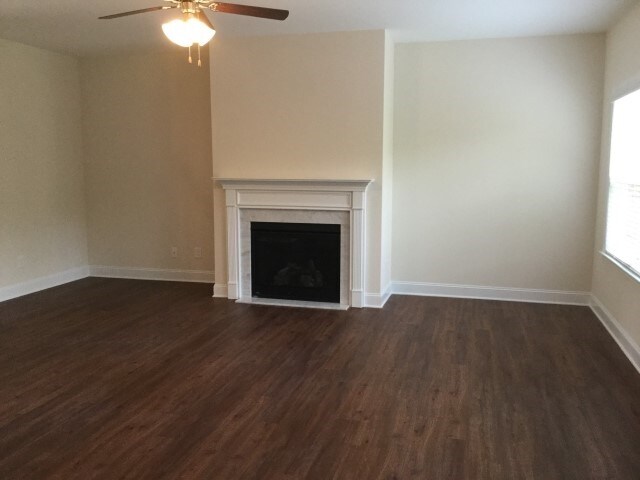 Building Photo - 1034 Monitor Court SW