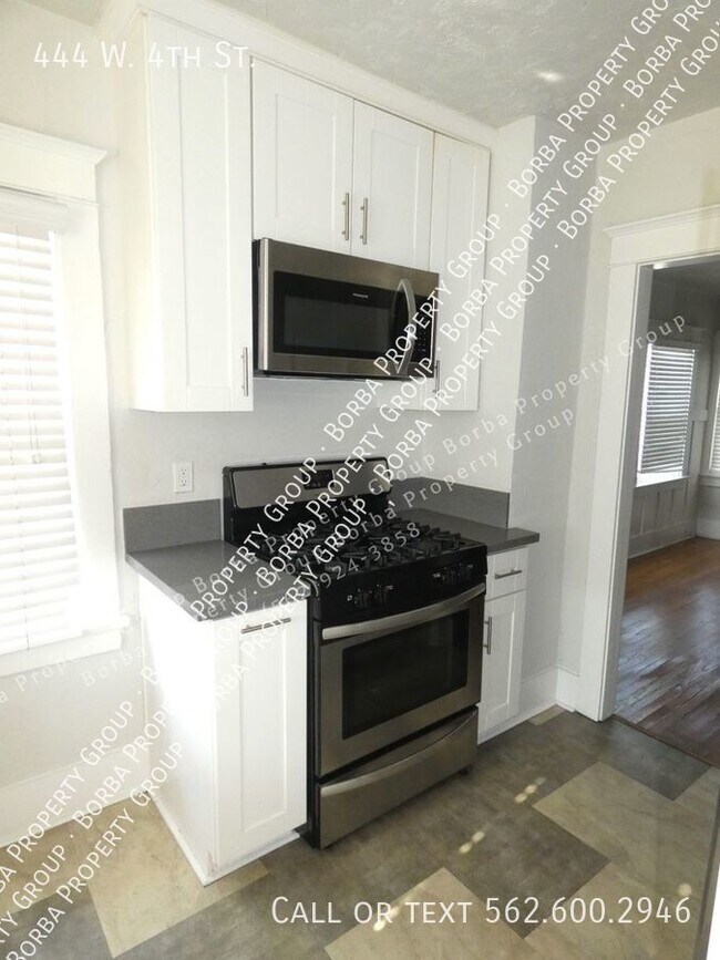 Foto del edificio - ***PET FRIENDLY***STUNNING 1 BEDROOM/1BATH...
