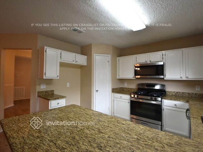 Building Photo - 18083 Glenledi Dr