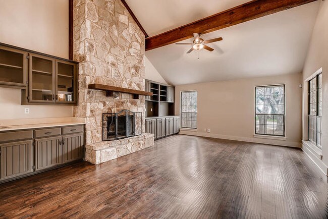 Building Photo - 15615 Powder River