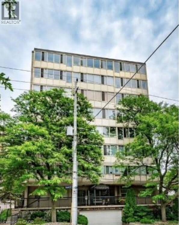 Building Photo - 101 Queen St S