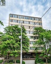 Building Photo - 101 Queen St S