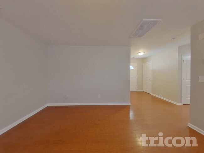 Foto del edificio - 9425 Macquarie Ln