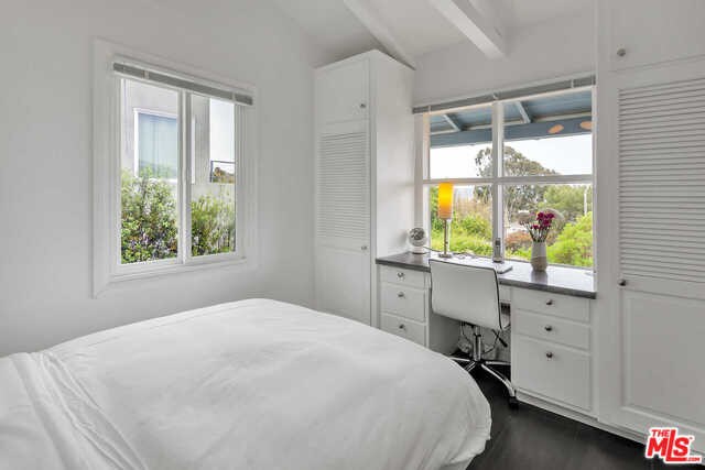 Foto del edificio - 611 Gould Terrace