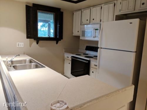 Building Photo - 3 br, 2 bath Apartment - 9543 W Alameda Ave