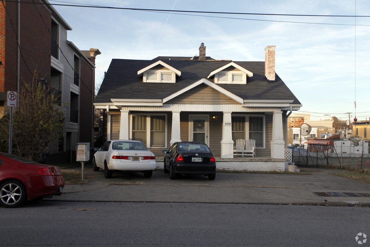 Building Photo - 2108 Acklen Ave