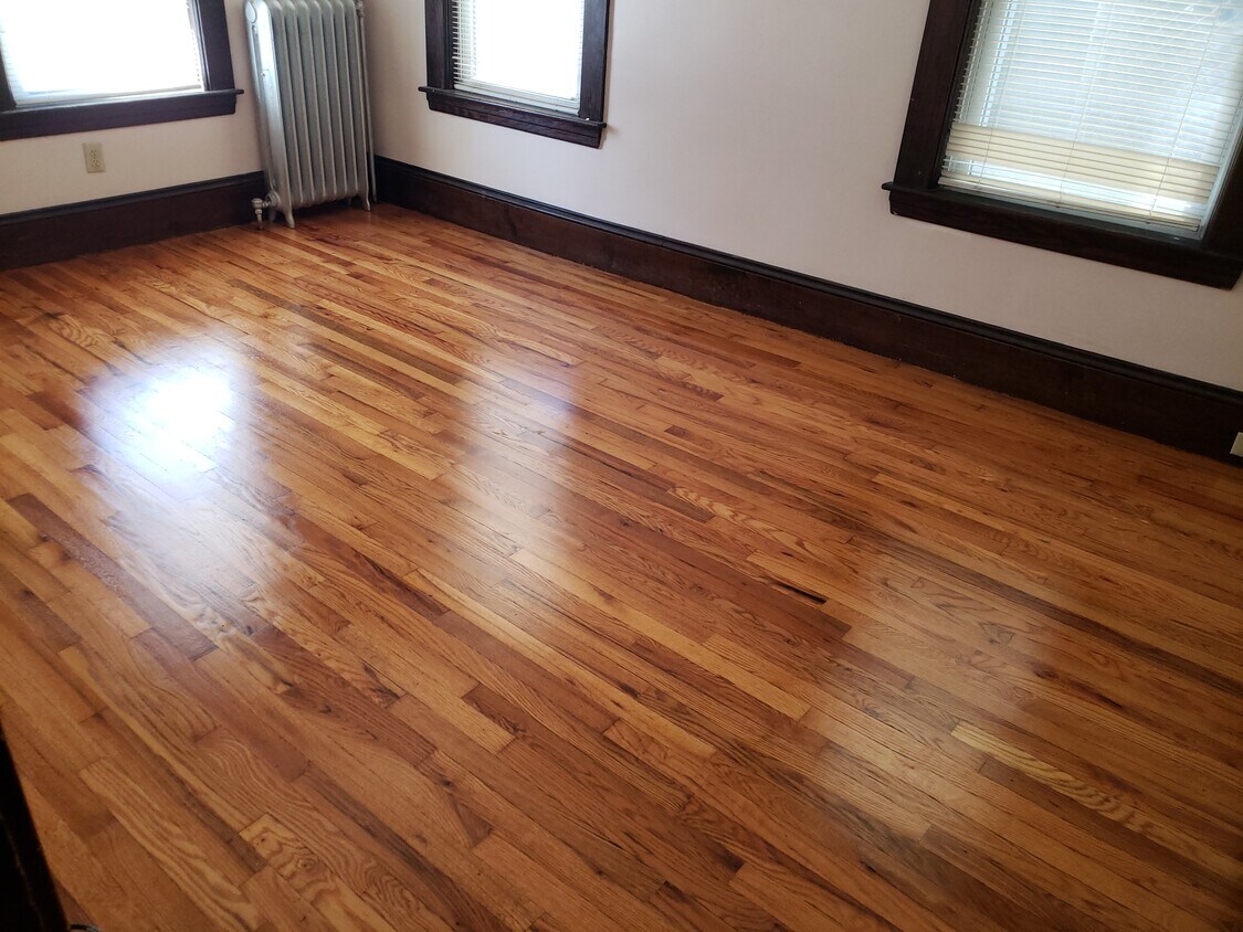 21 Waverly St Unit 4R, Fitchburg, MA 01420 Apartments in Fitchburg