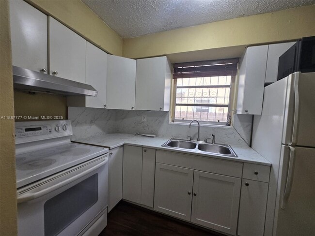 Foto del edificio - 2835 NW 22nd Ave