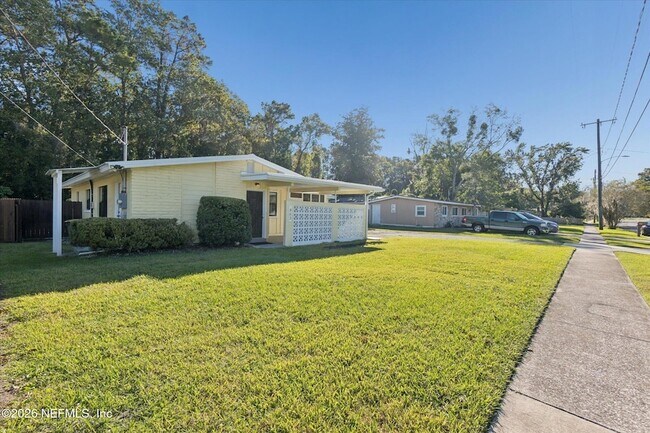 Building Photo - 863 Westgate Dr