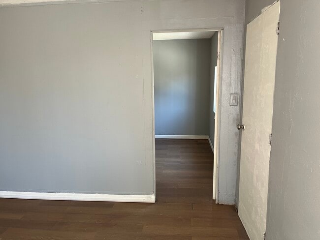 Foto del edificio - 5931 Denver Ave