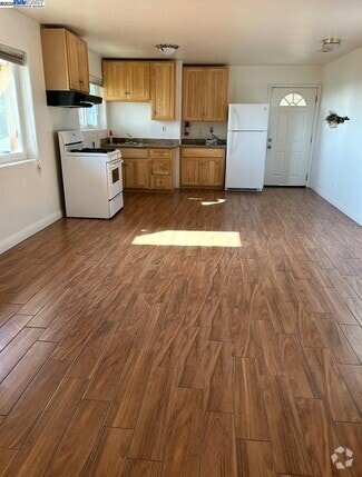 Building Photo - 0 Robey Dr