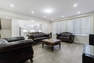 Building Photo - 8093 Brookside Dr