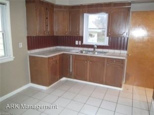 Building Photo - 4537 Shirley Dr