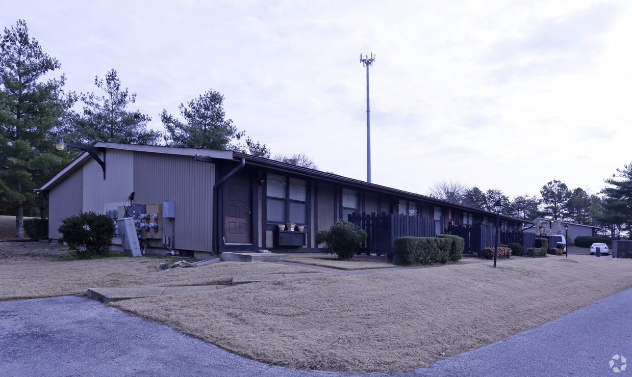 Building Photo - The Beverly