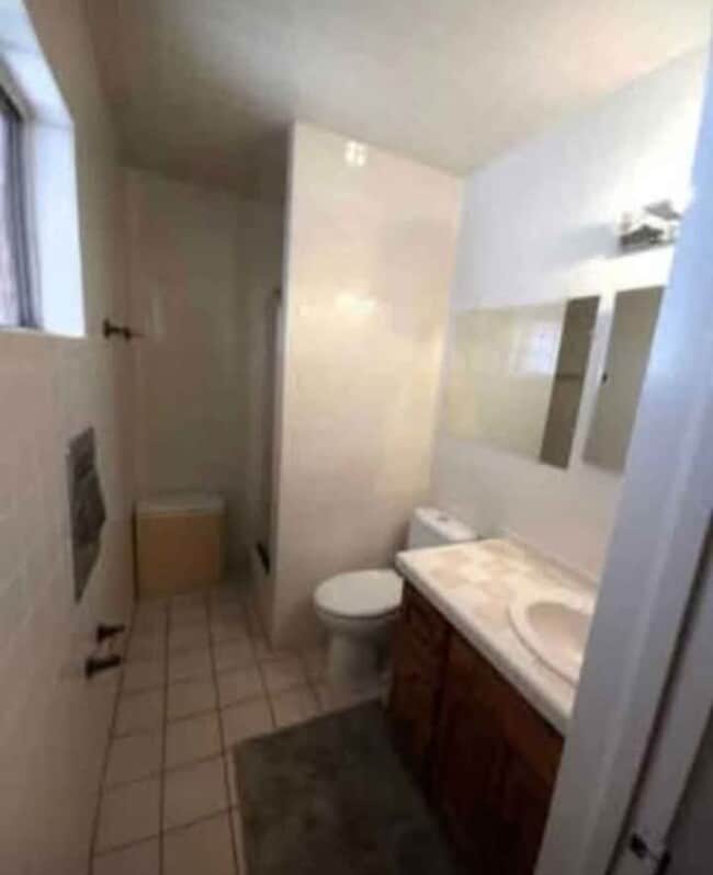 Building Photo - 10116 Chezelle Dr