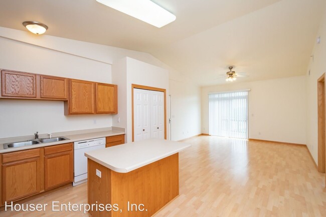 Building Photo - 29 Redtail Bend