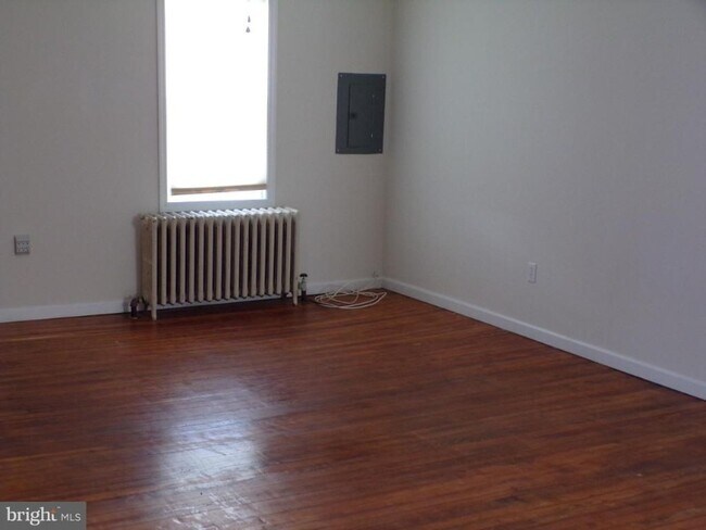 Building Photo - 529 Ellis St