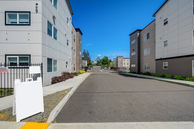 Interior Photo - Grand Pacific Apartments