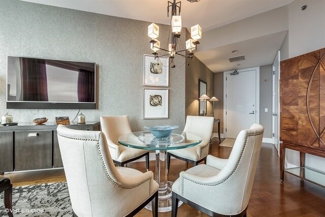 Building Photo - 401 N Wabash Ave