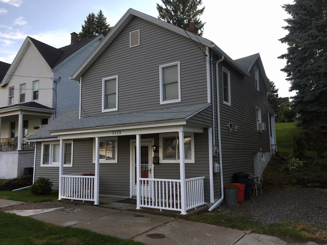 1113 Prescott Ave, Dunmore, PA 18510 House Rental in Dunmore, PA