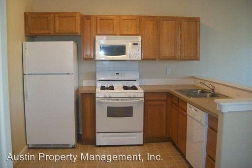 Building Photo - 61325 Sally Ln