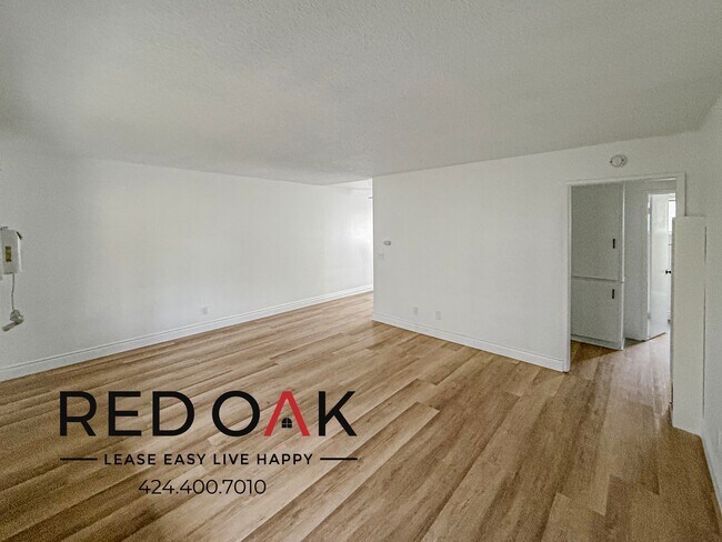 Foto del edificio - Wonderful and Warm Two Bedroom with Air Co...