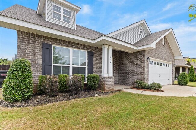 Foto del edificio - 292 Abercorn Dr