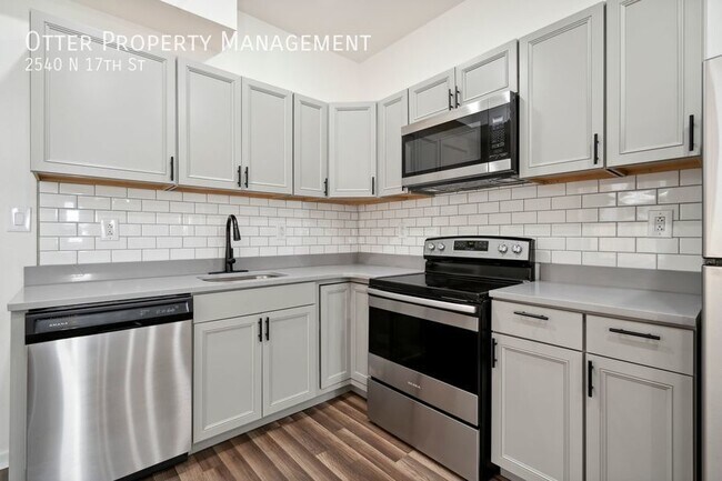 Foto del edificio - 2540 N 17th St