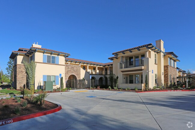 Foto del edificio - Drew Court
