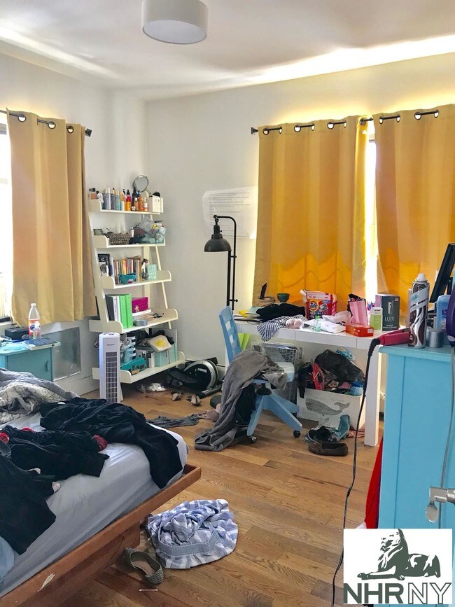 Foto del edificio - 579 Hart Street