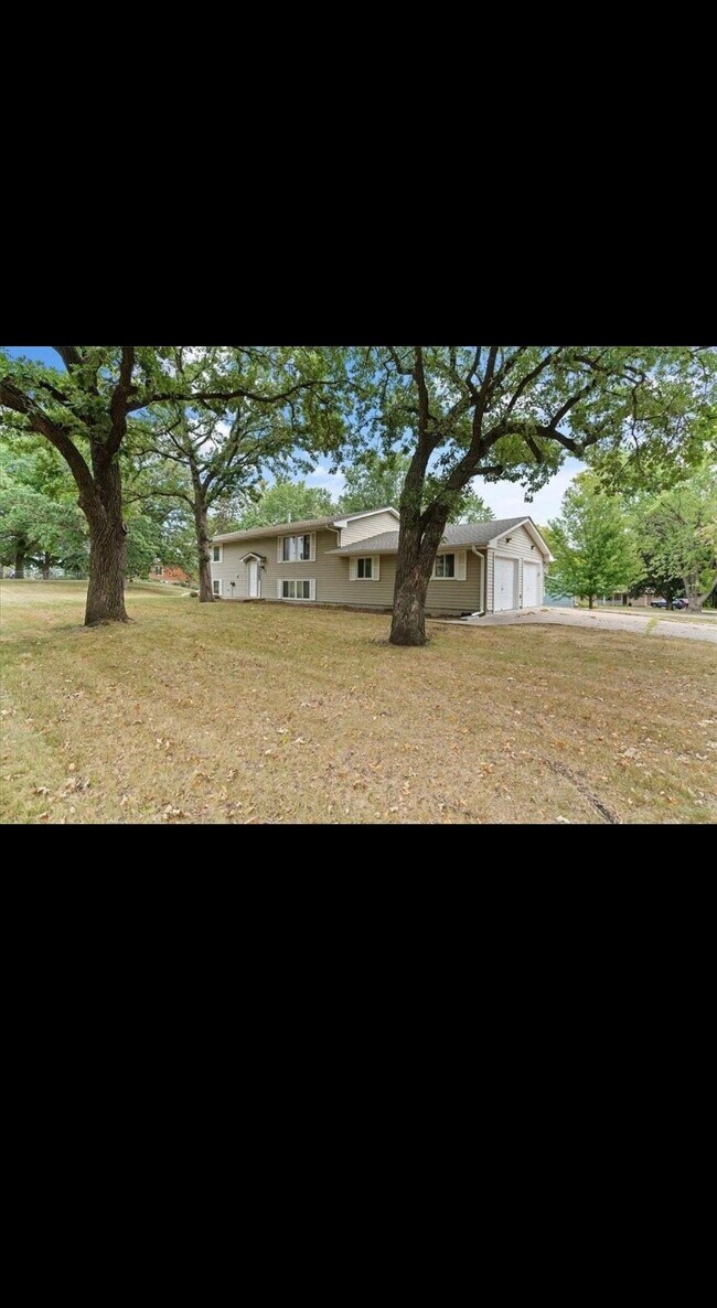 Building Photo - 4680 Nicols Rd
