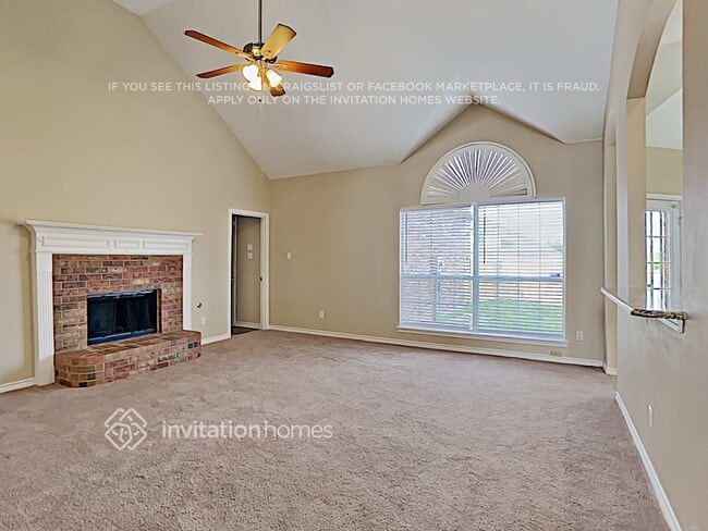 Building Photo - 1817 Fairfax Dr