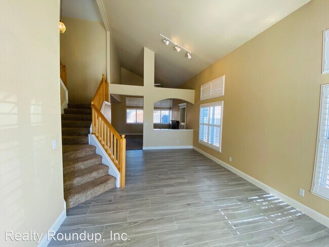 Building Photo - 4 br, 2.5 bath House - 7817 Katella Way
