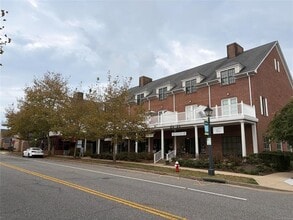 Building Photo - 4345 New Town Ave