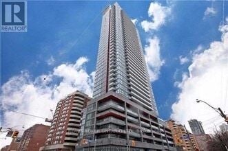 Building Photo - 159 Dundas St E