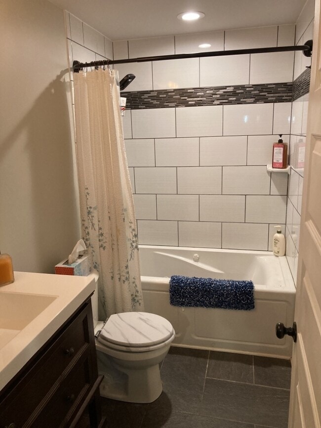 Foto del edificio - Unique Fully Furnished Apartment Space