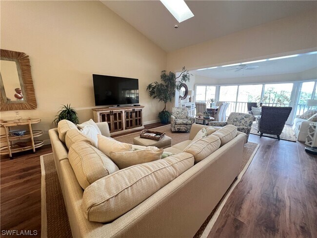 Building Photo - 26891 Wedgewood Dr