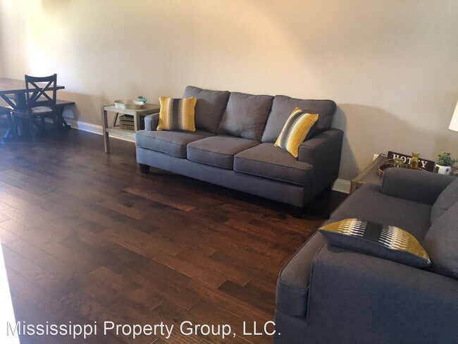 Foto del edificio - 4 br, 4.5 bath House - 442 Walker Circle