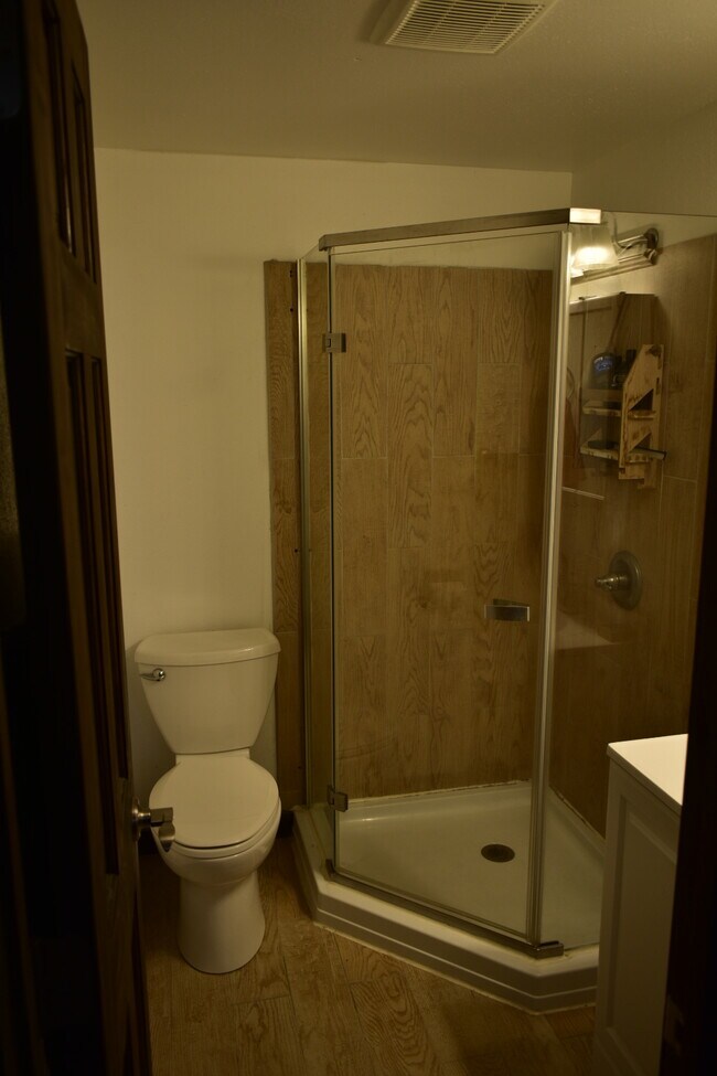 Building Photo - 1862 triton ct