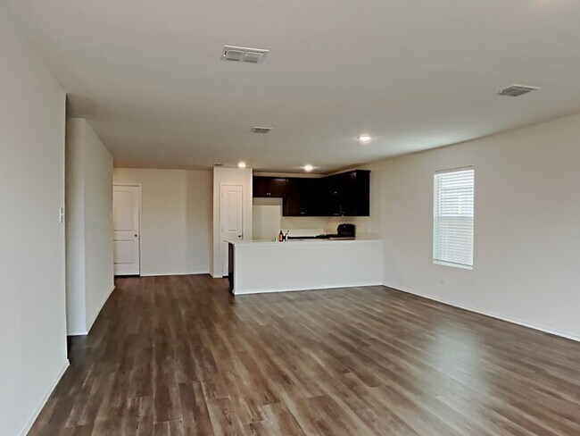 Building Photo - 3951 Paragon Trl