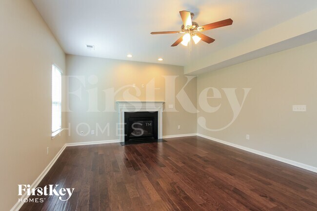 Foto del edificio - 4906 Greenloch Ct