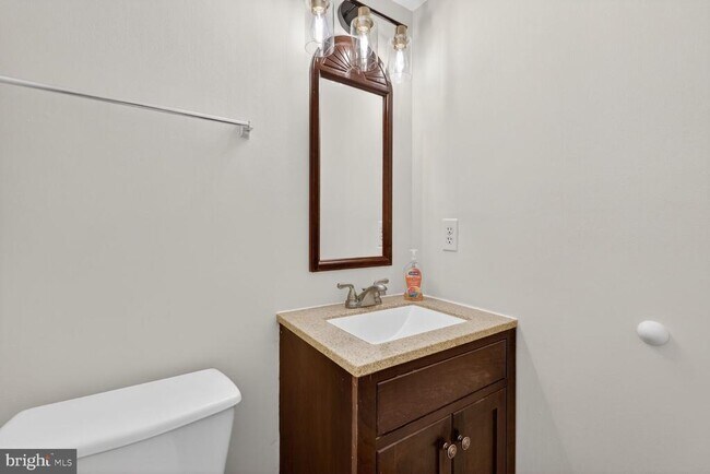 Foto del edificio - 6427 Old Scotts Ct