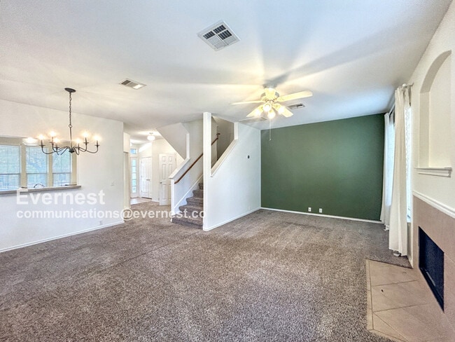 Building Photo - 6013 Negley